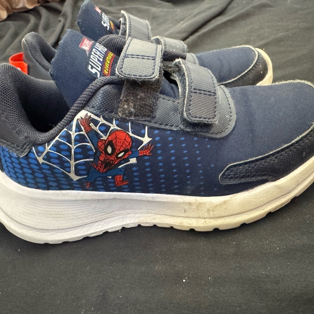 Marvel Spider-Man Kids' Sneakers - Navy and White